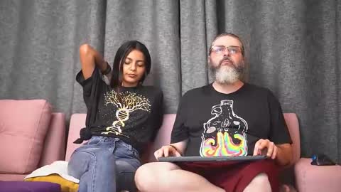 Snapshot of cheeseburgerjesus chatting on 12/11/24, 12:12 Cheesburger Jesus and whoever showed up. online show from 12/11/24, 12:12