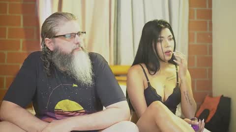 Snapshot of cheeseburgerjesus chatting on 10/24/25, 05:20 Cheesburger Jesus and whoever showed up. online show from 10/24/25, 05:20