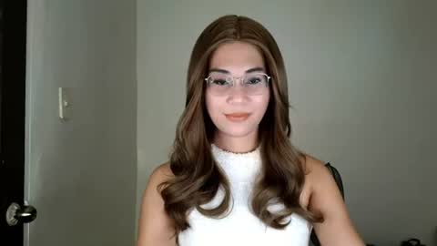 Snapshot of chelly4u69 chatting on 06/25/26, 02:00 chelly4u69 online show from 06/25/26, 02:00