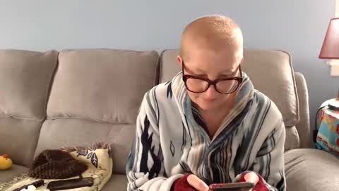 Chelsea online show from 04/15/26, 03:41