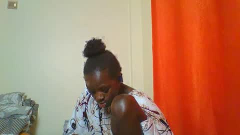 Snapshot of chelsy_2 chatting on 05/13/26, 09:00 chelsy 2 online show from 05/13/26, 09:00