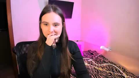 Chelsy  Luxe  online show from 07/19/26, 10:19