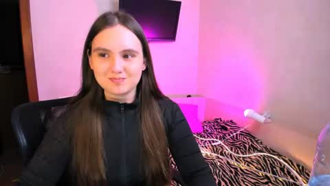 Chelsy  Luxe  online show from 07/20/26, 10:18
