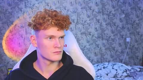 LUCASRYANPVT IS OPEN online show from 02/20/25, 04:28