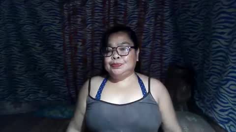 Snapshot of chenita_kits chatting on 02/14/26, 12:24 chenita_kits online show from 02/14/26, 12:24