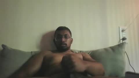 chennaibull1011 online show from 04/01/26, 11:33