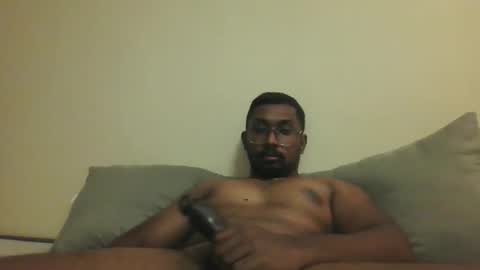 chennaibull1011 online show from 04/14/26, 03:51