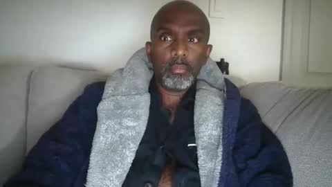 chenthu1979 online show from 03/25/26, 11:05