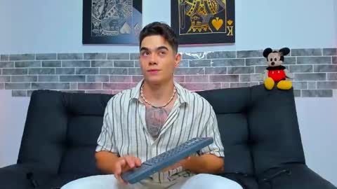 Snapshot of chepe_fit chatting on 01/22/25, 02:26 chepe vause online show from 01/22/25, 02:26