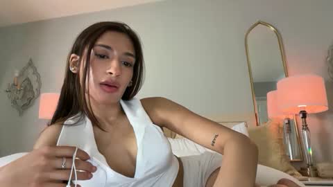 cherliecarmen online show from 05/19/26, 06:58