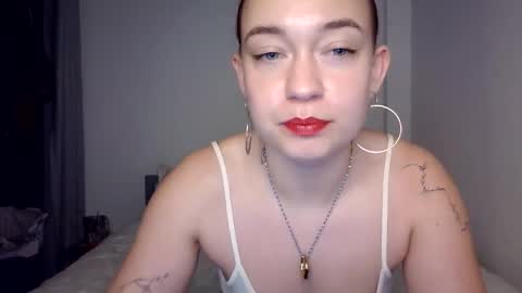 Lola Clyne online show from 02/23/26, 08:06