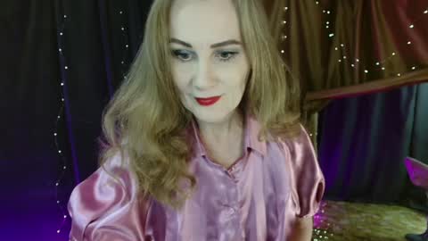 Snapshot of cherry_blossomsx chatting on 01/11/25, 09:15 thanks guys see you tomorrow online show from 01/11/25, 09:15