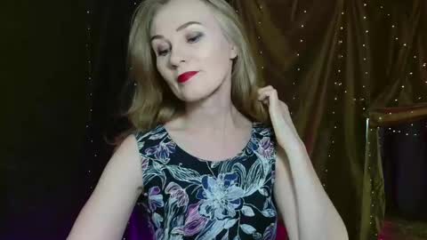 Snapshot of cherry_blossomsx chatting on 10/16/25, 08:37 thanks guys see you tomorrow online show from 10/16/25, 08:37