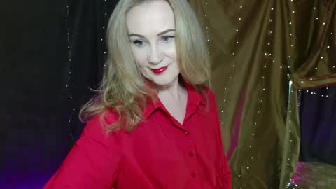 Snapshot of cherry_blossomsx chatting on 10/21/25, 10:16 thanks guys see you tomorrow online show from 10/21/25, 10:16