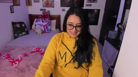 cherry_blushh online show from 02/03/26, 09:42