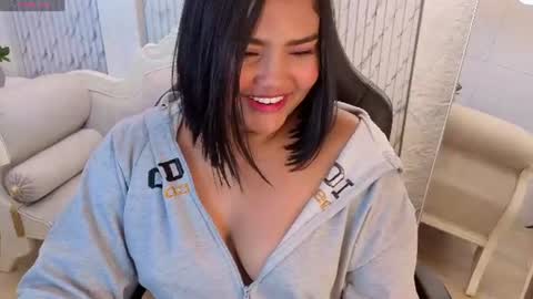 cherry_bunny_cn online show from 06/11/26, 05:00