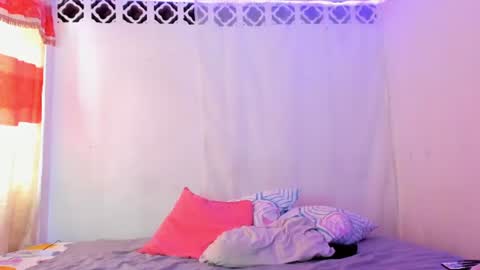 hot cherry and tasty chocolate online show from 06/10/26, 07:13