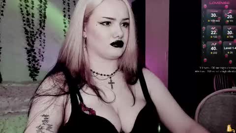 cherry_elfcat online show from 02/06/26, 12:37