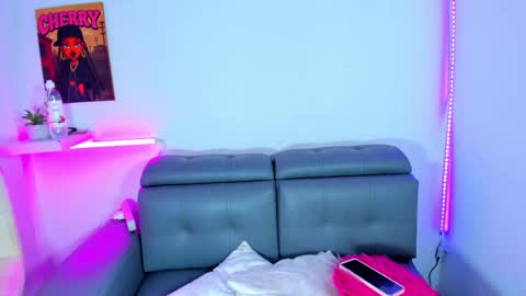 Snapshot of cherry_gate chatting on 10/03/25, 04:20 cherry_gate online show from 10/03/25, 04:20