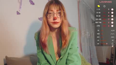 Cheryl online show from 10/31/25, 06:53