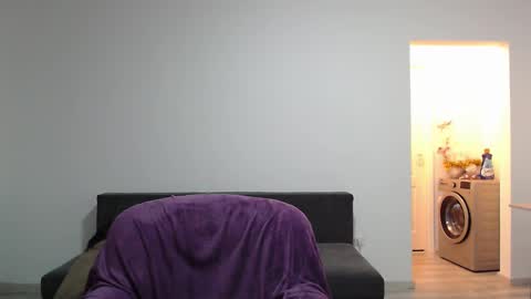 Sherry online show from 03/12/25, 03:35