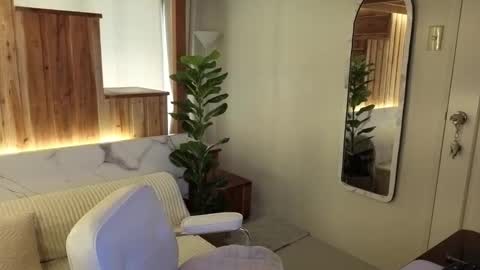 Snapshot of cherry_redxx chatting on 10/28/25, 01:20 CHERRY Please dont forget to follow and give me thumbs up. online show from 10/28/25, 01:20