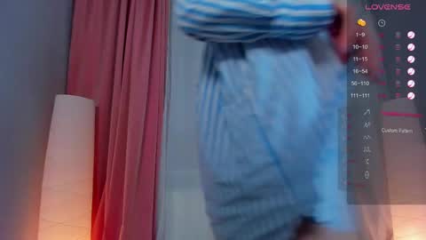 Roxy online show from 02/20/25, 11:43