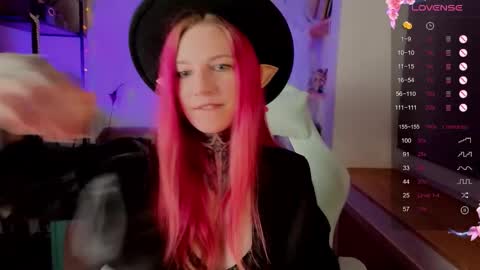 Roxy online show from 11/02/25, 09:39