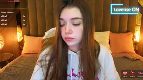 Cherry Wipe online show from 11/16/25, 07:25