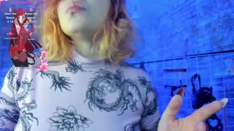     online show from 09/16/25, 11:22