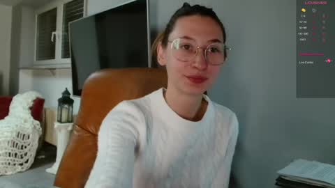 Leonie online show from 03/24/26, 05:45