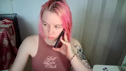 cherrybaby_0 online show from 04/18/26, 07:23