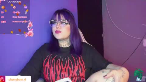 Snapshot of cherrybom_ chatting on 12/29/24, 08:00 dayis independent model online show from 12/29/24, 08:00