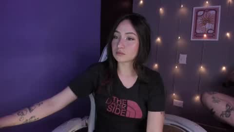 Snapshot of cherrybom_ chatting on 03/04/25, 07:41 dayis independent model online show from 03/04/25, 07:41