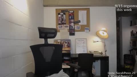 Sarah Prez online show from 02/04/25, 07:18