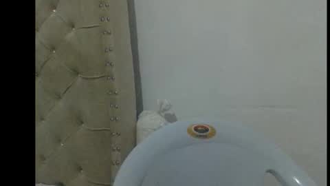 cherry online show from 11/19/25, 02:33