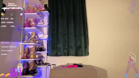 Cherry online show from 12/18/25, 01:55