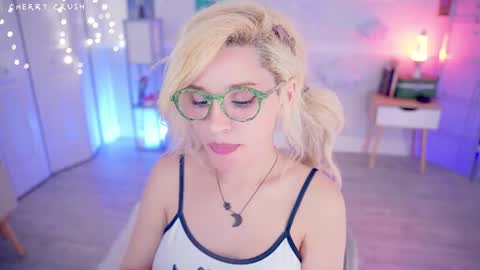 Cherry Crush  online show from 06/09/26, 05:02