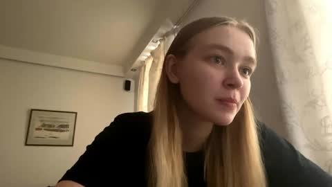 Lei online show from 04/04/26, 12:02