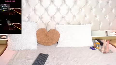 Cherry  online show from 04/14/26, 04:51