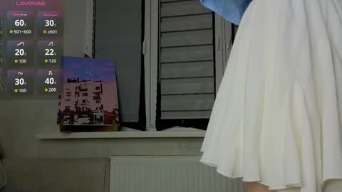 Lysia online show from 11/29/25, 12:19