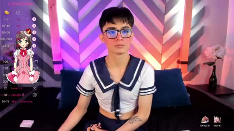 Snapshot of cherryy_boy chatting on 01/23/25, 12:09 Matias online show from 01/23/25, 12:09