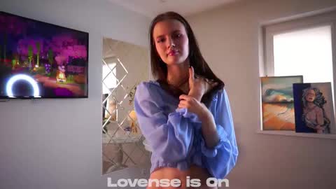 Leia online show from 10/23/25, 03:50