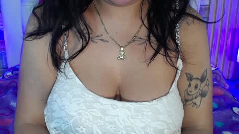 Snapshot of cheryl_hs chatting on 01/08/25, 03:08 Cheryl online show from 01/08/25, 03:08