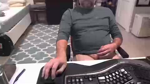 chesbayboy online show from 10/16/25, 03:13