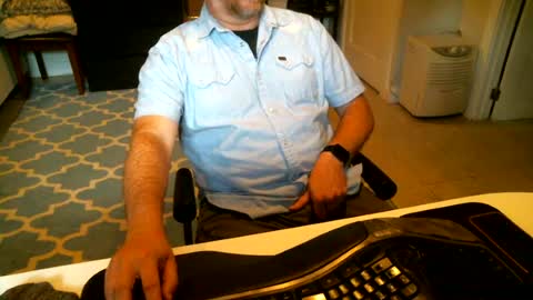 chesbayboy online show from 06/15/26, 06:54