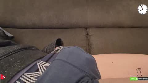 Snapshot of chezmonsieur_g chatting on 03/21/26, 06:55 Grey online show from 03/21/26, 06:55