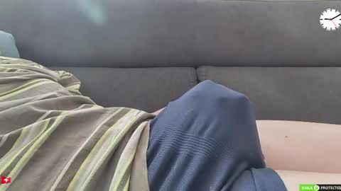 Snapshot of chezmonsieur_g chatting on 06/15/26, 07:10 Grey online show from 06/15/26, 07:10