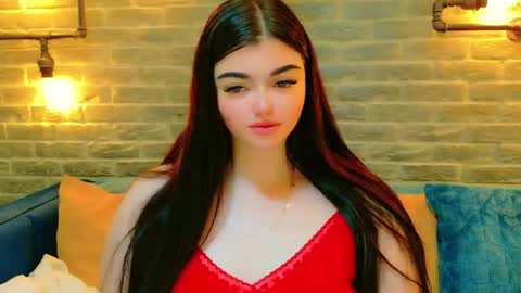 Snapshot of chiara_joy chatting on 03/04/26, 08:09 Chiara online show from 03/04/26, 08:09