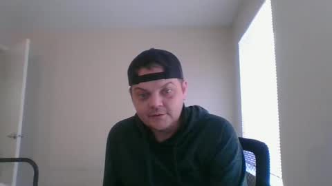Snapshot of chicago69421 chatting on 01/10/25, 03:58 Kyle online show from 01/10/25, 03:58